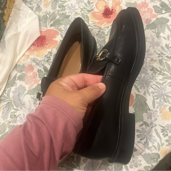 H&M Black and Gold Leather Loafers - Picture 9 of 9